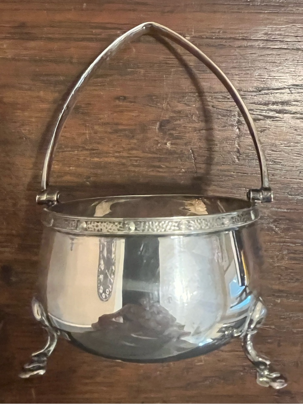 Vintage Silver Plated Cauldron Sugar Bowl Swing Handle Paw Feet EPNS